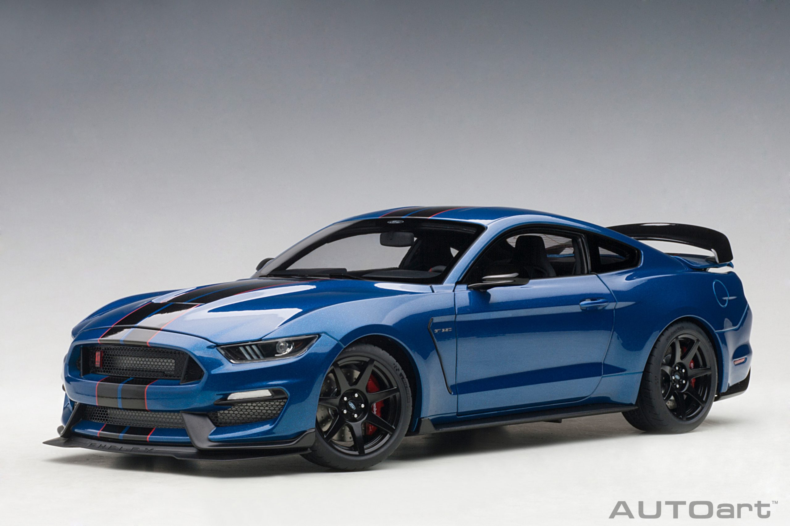 Ford Mustang Shelby GT-350R (Lightning Blue) | AUTOart